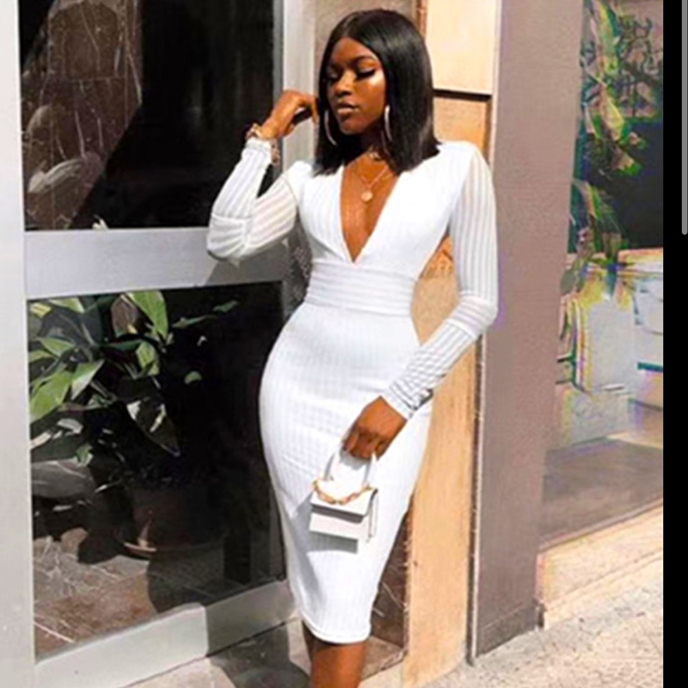 🆕👗Fashion Nova Never waiting fishnet midi dress -white👗🆕